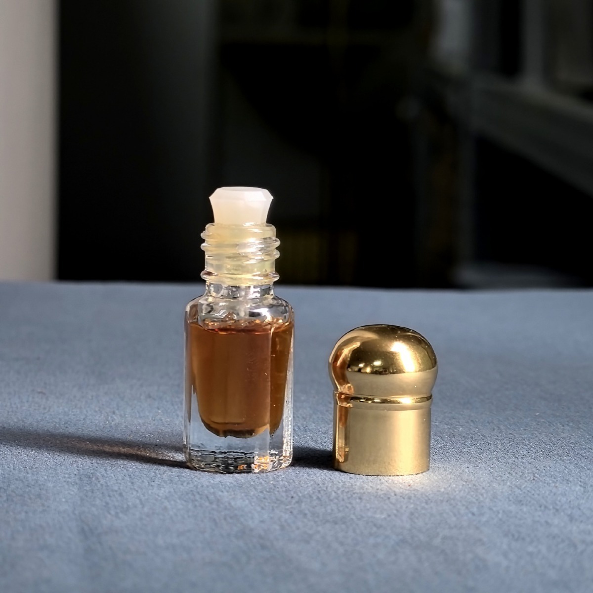 Natural Pure Agarwood Essentia - Sandalwood Perfume Oil ulasan dan harga